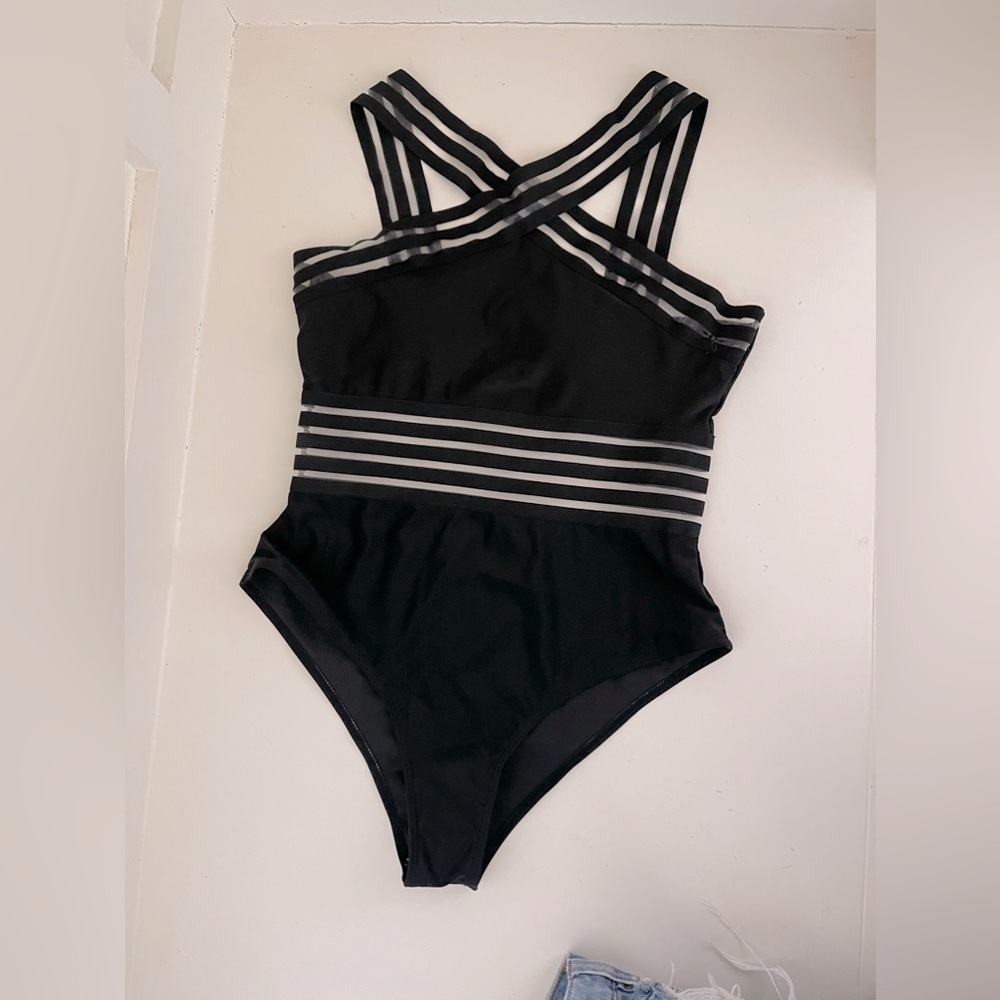 Wal-Mart Swimsuit brand new with no tags Black Size XL.